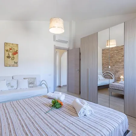 Apartament Ampio Trivano Con Wifi Villasimius