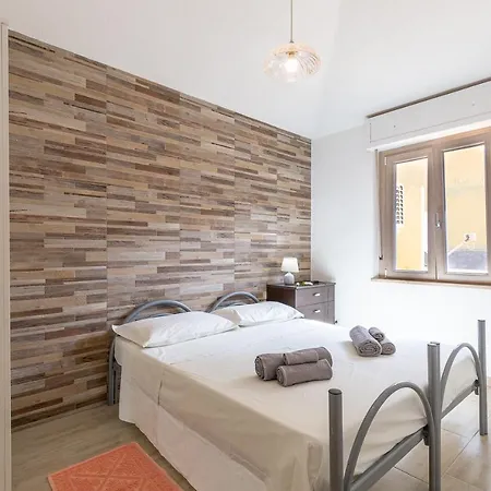 Ampio Trivano Con Wifi Apartment *